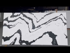 Des comptoirs en quartz zèbre de 2 cm et 3 cm qui ressemblent à de la pierre artificielle de marbre